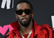 肖恩·“Diddy"库姆斯在纽约被国土安全部拘留