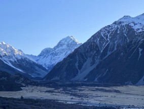 据信，来自美国和加拿大的3名登山者在新西兰最高峰上坠落身亡